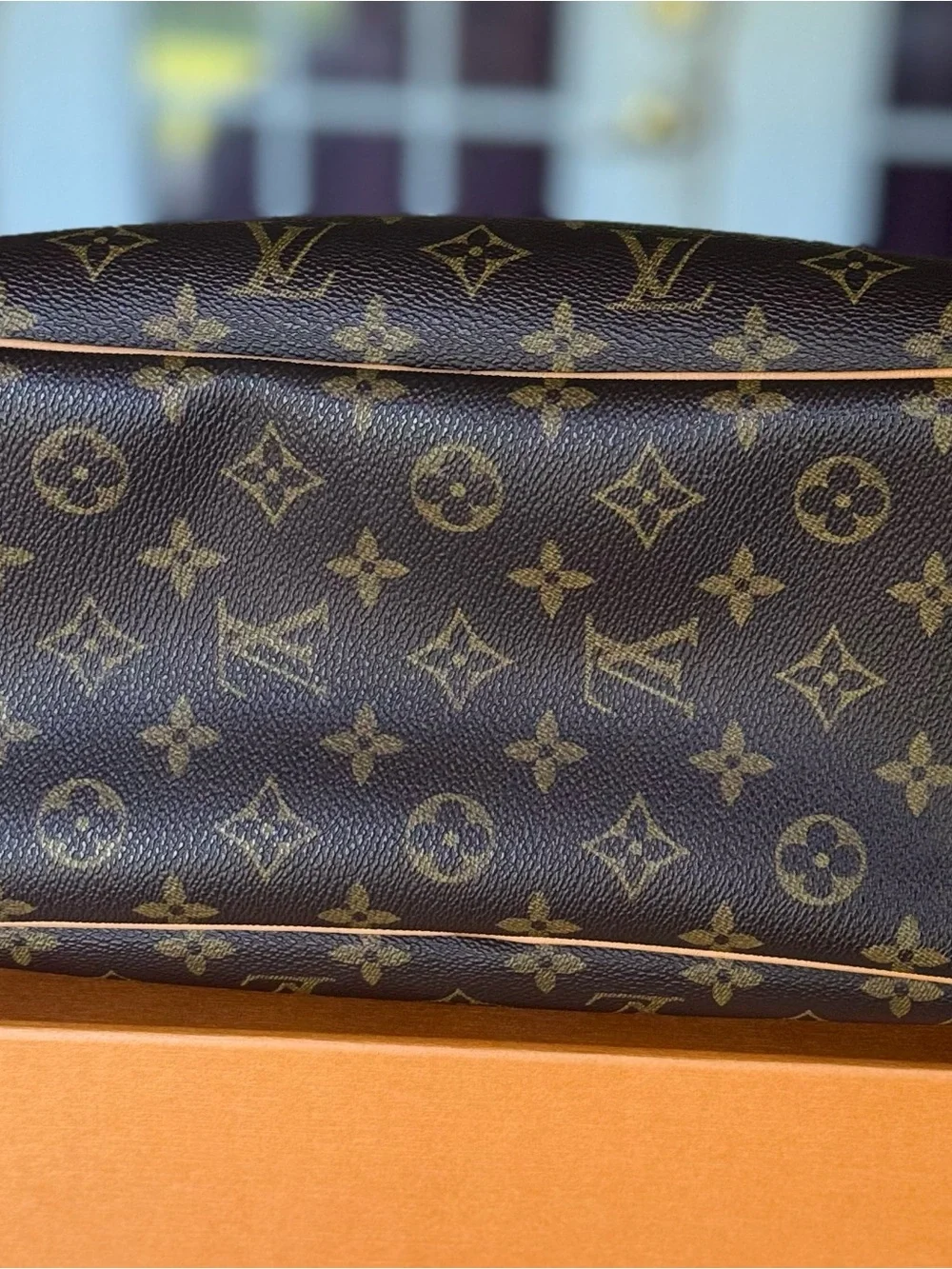Louis Vuitton Deauville Monogram
